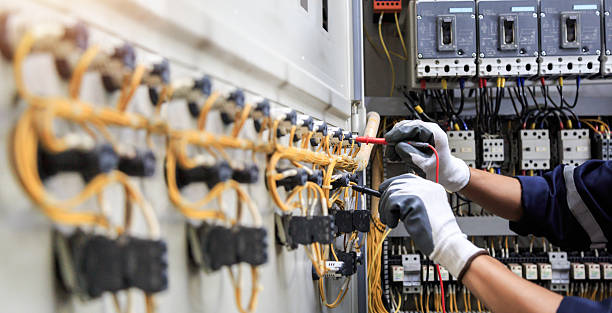 Professional Electrician technician working in West Mountain, UT